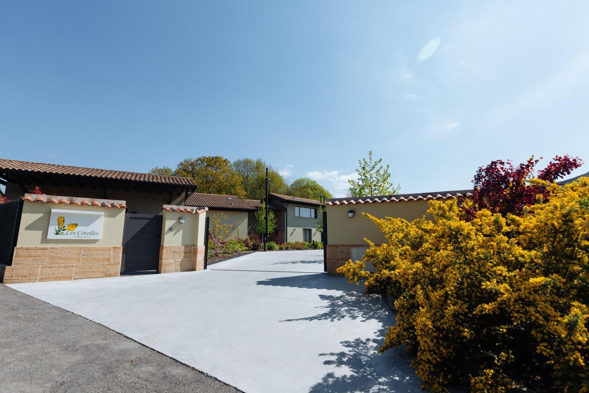 Complejo Turistico Les Cotolles Apartment Cangas de Onís Exterior photo